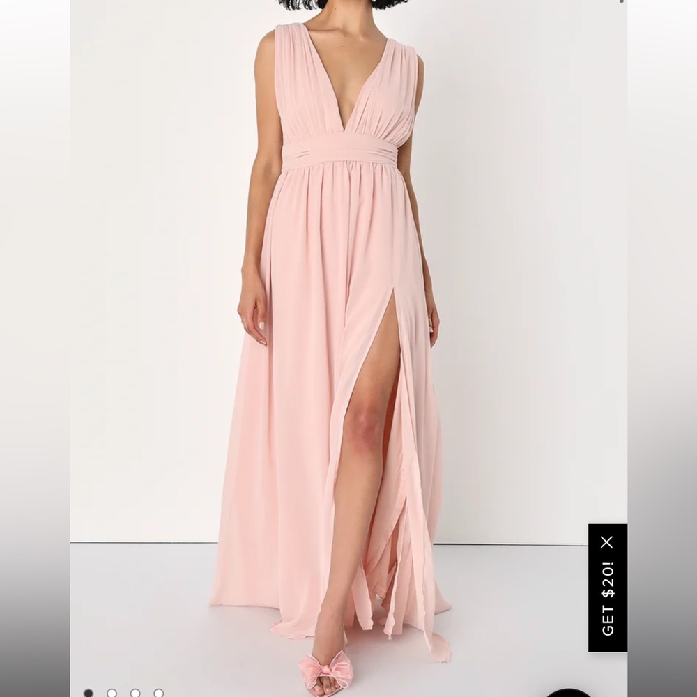 Lulu’s blush maxi dress with leg slit